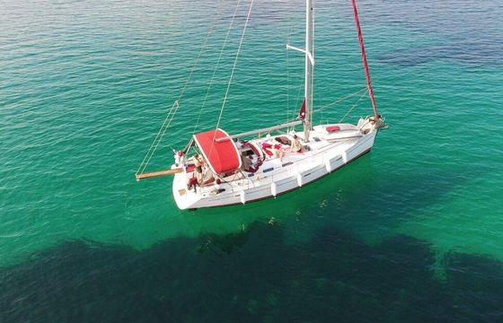 Sailboat BENETEAU Oceanis   393 cliper 11m