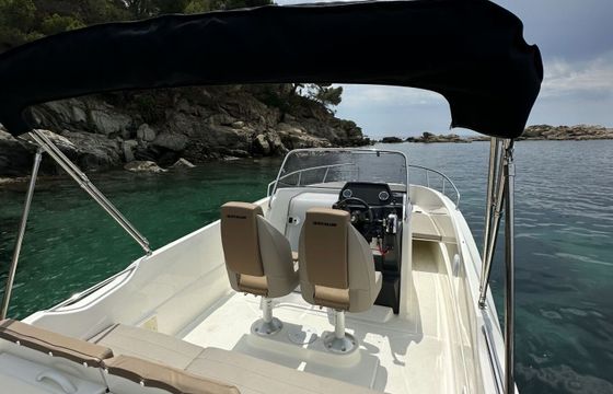 Motorboat Quicksilver Active 675 Open 150hp
