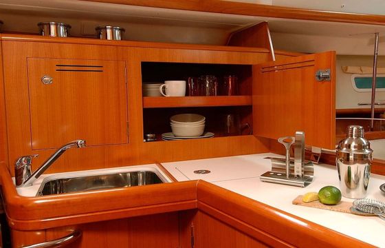 Sailboat Beneteau oceanis cliper 343 10.36m