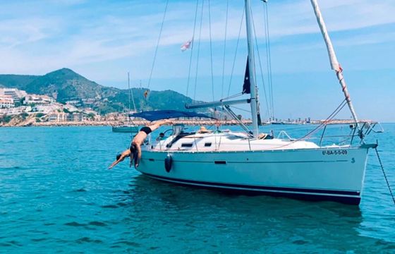 Sailboat Beneteau oceanis cliper 343 10.36m