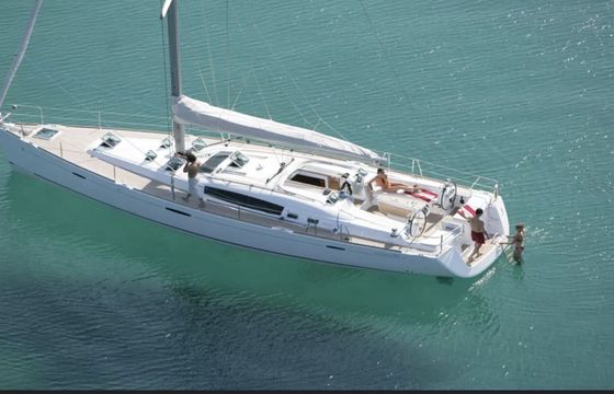 Sailboat Beneteau First 18m