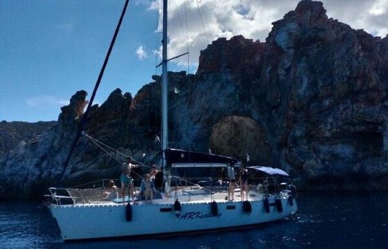 Sailboat Beneteau Oceanis 430 13.11m