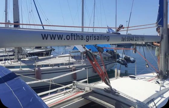 Sailboat Beneteau Oceanis 37 10.58m