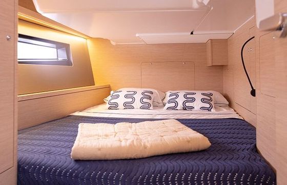Sailboat Dufour 44-4 cabins 13m