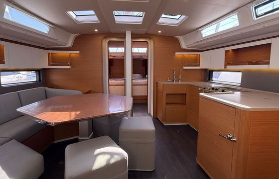 Sailboat Dufour 44-4 cabins 13m