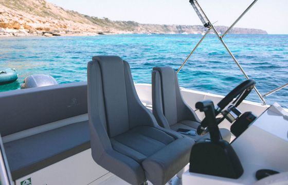Motorboat PACIFIC CRAFT 625 130hp