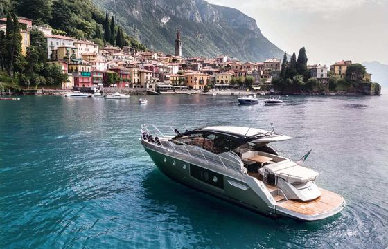 Motor yacht Cranchi M44 Ht 800hp