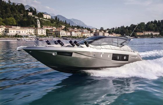 Motor yacht Cranchi M44 Ht 800hp