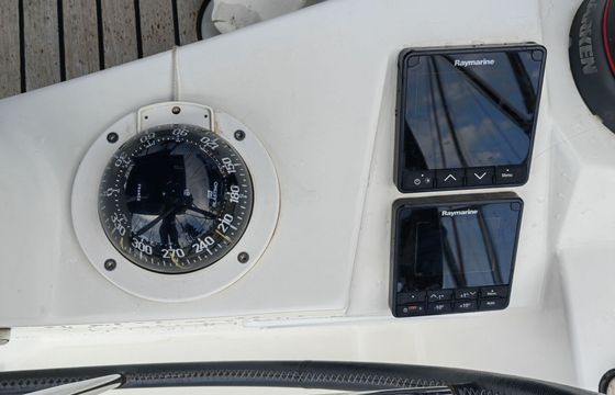 Sailboat Jeanneau Sun Odyssey 389 11m