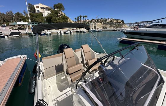 Motorboat Quicksilver Activ 605 Open 150hp