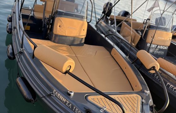 Motorboat Karel Paxos 30hp