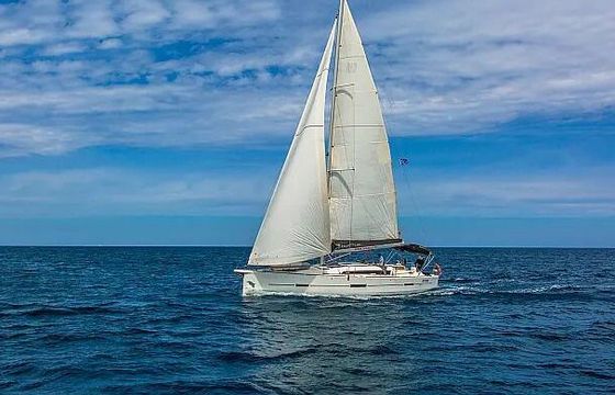 Sailboat Dufour 460 14.15m