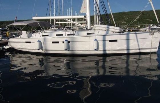 Sailboat BAVARIA CRUISER 45 14.27m