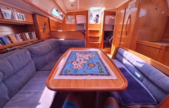 Sailboat Bavaria Cruiser 42 13m