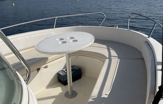 Motorboat Jeanneau CAP camarat 625 cc 130hp