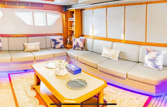 Motor yacht Red Lana 65 2024