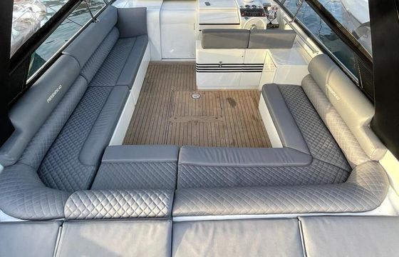 Motorboat Pershing 40 870hp