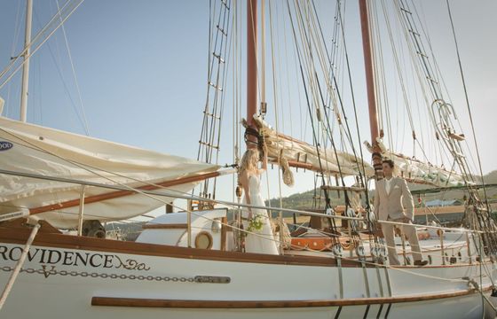 Sailboat Classic Gaff-rigged Schooner Gloucester schooner 20m