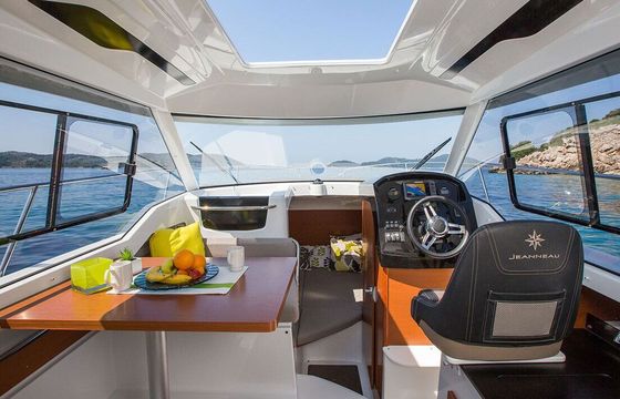 Motorboat Jeanneau Merry Fisher 755 200hp