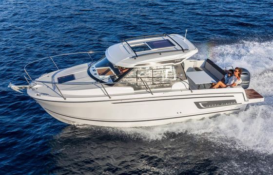 Motorboat Jeanneau Merry Fisher 755 200hp