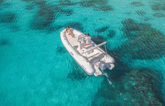 Motorboat Salpa soleil 20 100hp
