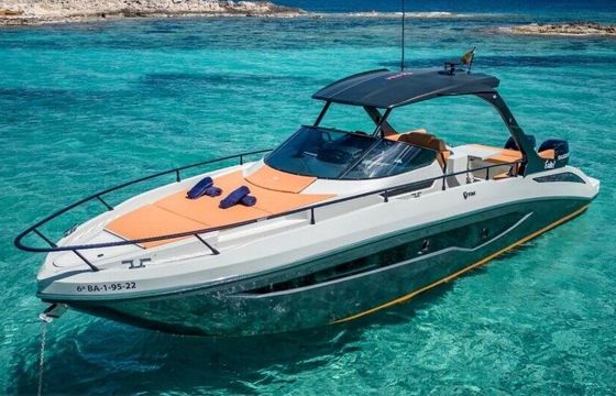 Motorboat FIM Regina 340 500hp