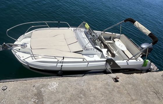 Motorboat Beneteau Flyer 7.7 sundek 300hp