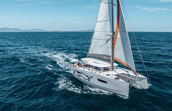 Catamaran BENETEAU EXCESS 13 13m