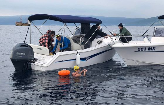 Motorboat ELAN 650 150hp