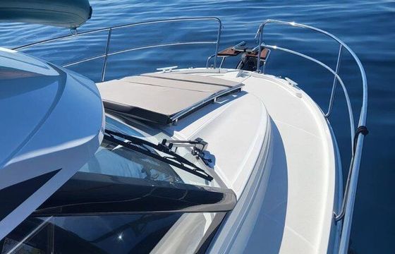 Motorboat Jeanneau Merry Fisher 895 350hp