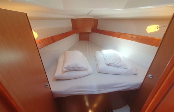Sailboat Bavaria Bavaria Cruiser 34 10.2m