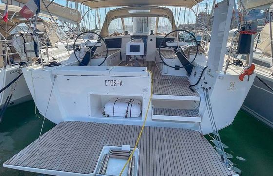 Sailboat Dufour Dufour 430 11m