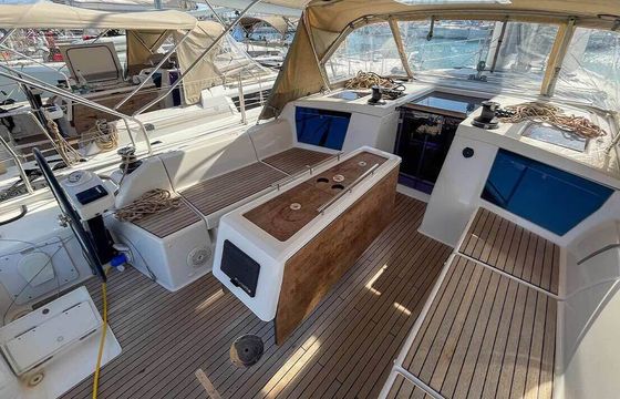 Sailboat Dufour Dufour 430 11m