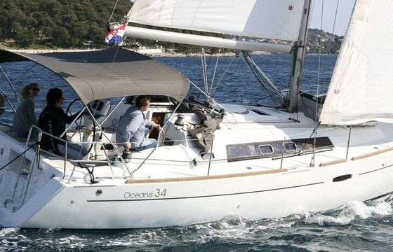Sailboat Beneteau Oceanis 34.2 10.34m