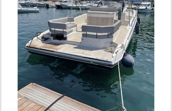 Motorboat Fiart Mare seawalker 33 260hp