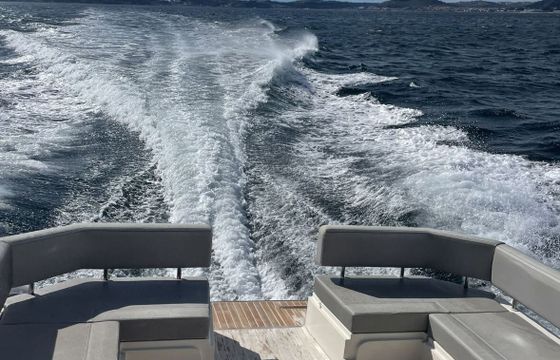 Motorboat Fiart Mare seawalker 33 260hp