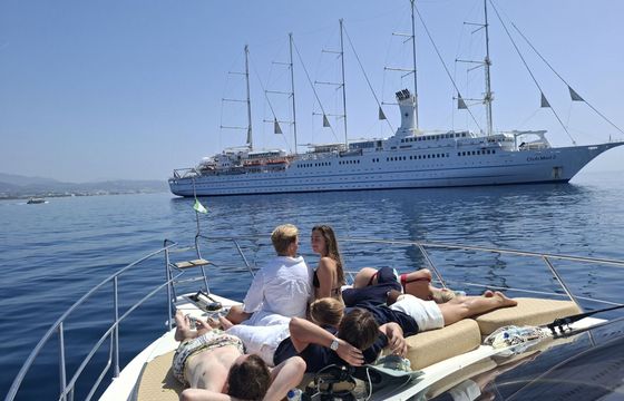 Motorboat Doqueve Majestic 46 fly 960hp