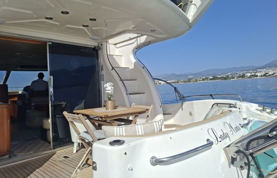 Motorboat Doqueve Majestic 46 fly 960hp