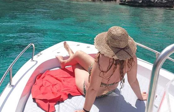 Boat without licence Creta mare 2025