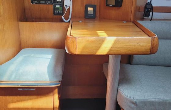 Sailboat Jeanneau Sun Fast 37 12m