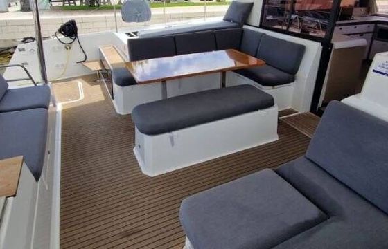 Catamaran Fountaine Pajot Elba 45 13.45m
