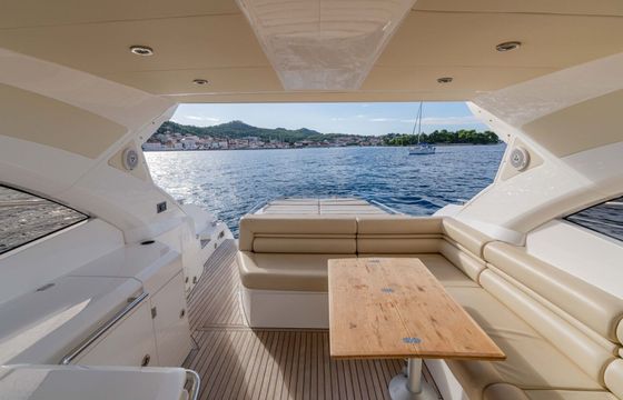 Motor yacht Sunseeker PORTOFINO 48 640hp