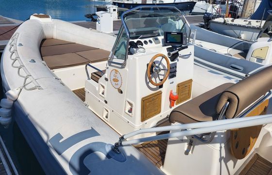 RIB Joker Boat clubman 26 spécial 275hp