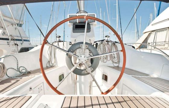 Sailboat BENETEAU OCEANIS 343 10.85m