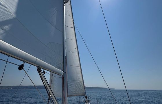 Sailboat Beneteau Oceanis 48 14.6m