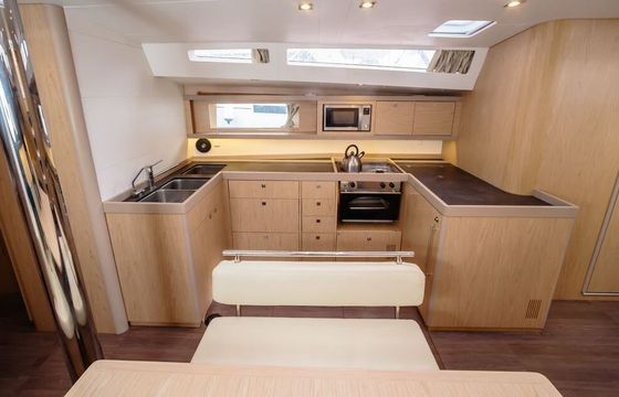 Sailboat Beneteau Oceanis 48 14.6m