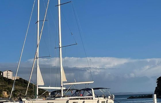 Sailboat Beneteau Oceanis 48 14.6m