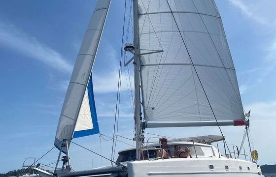 Catamaran Fountaine Pajot Belize 43 13m