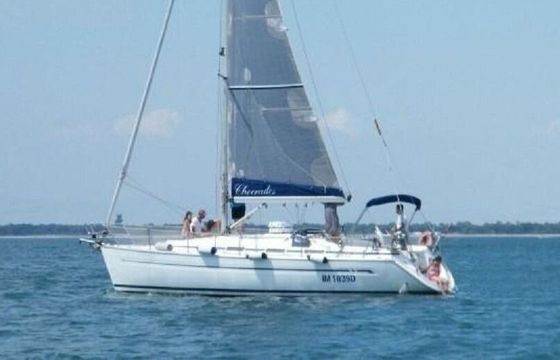 Sailboat BAVARIA 36 11.4m