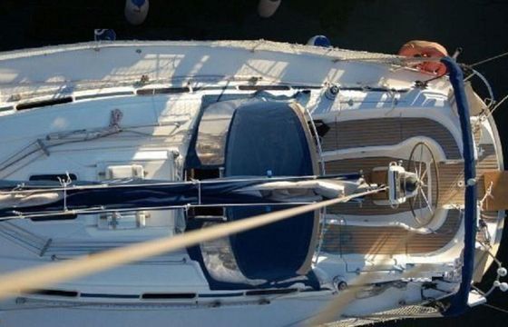 Sailboat BAVARIA 36 11.4m
